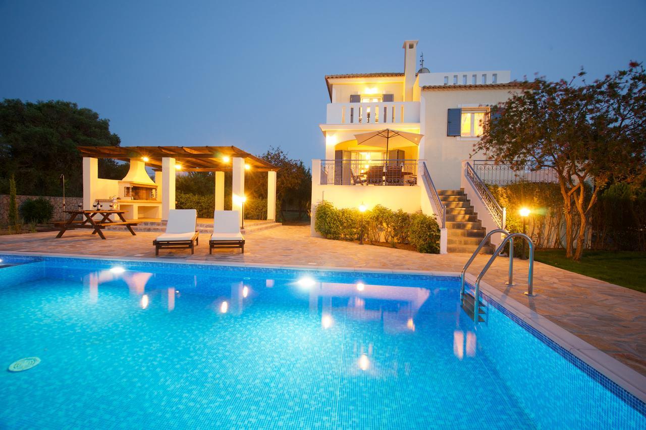 Eglina Villa's Minia Esterno foto